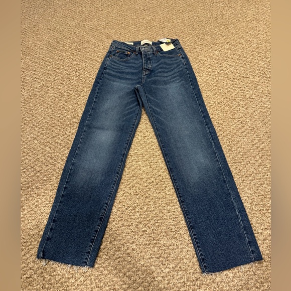 Universal Thread Women Blue Denim Jeans - Picture 1 of 5